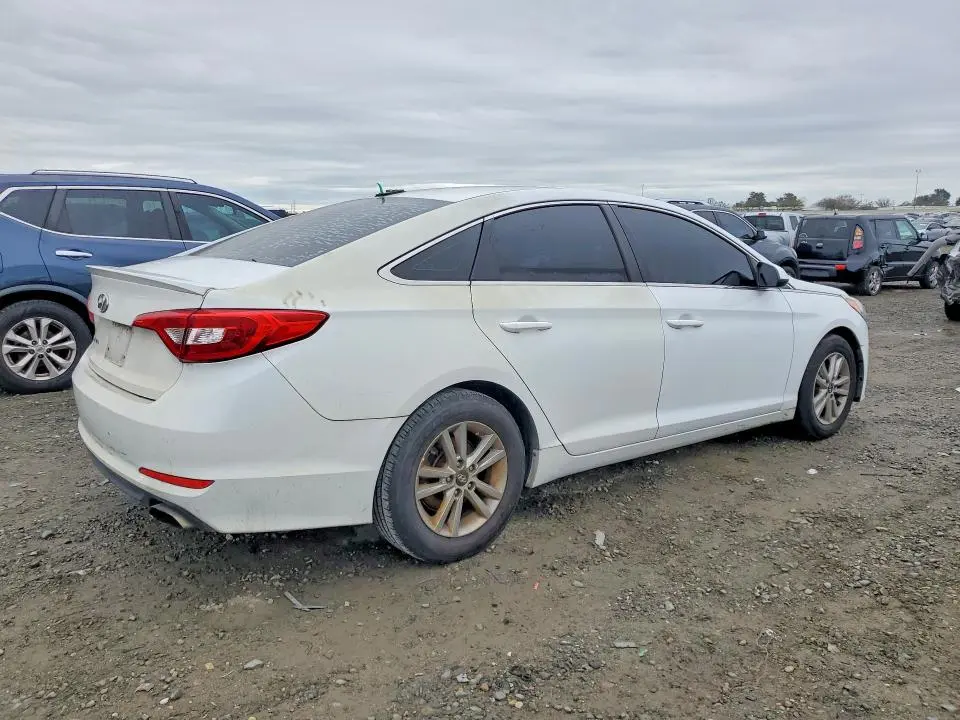 2016 HYUNDAI SONATA SE  