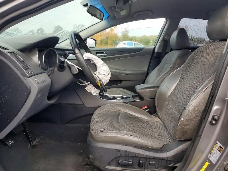 2011 HYUNDAI SONATA SE  