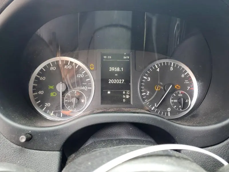 2018 MERCEDES-BENZ METRIS   