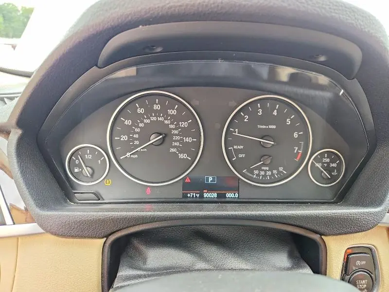 2016 BMW 320 I  