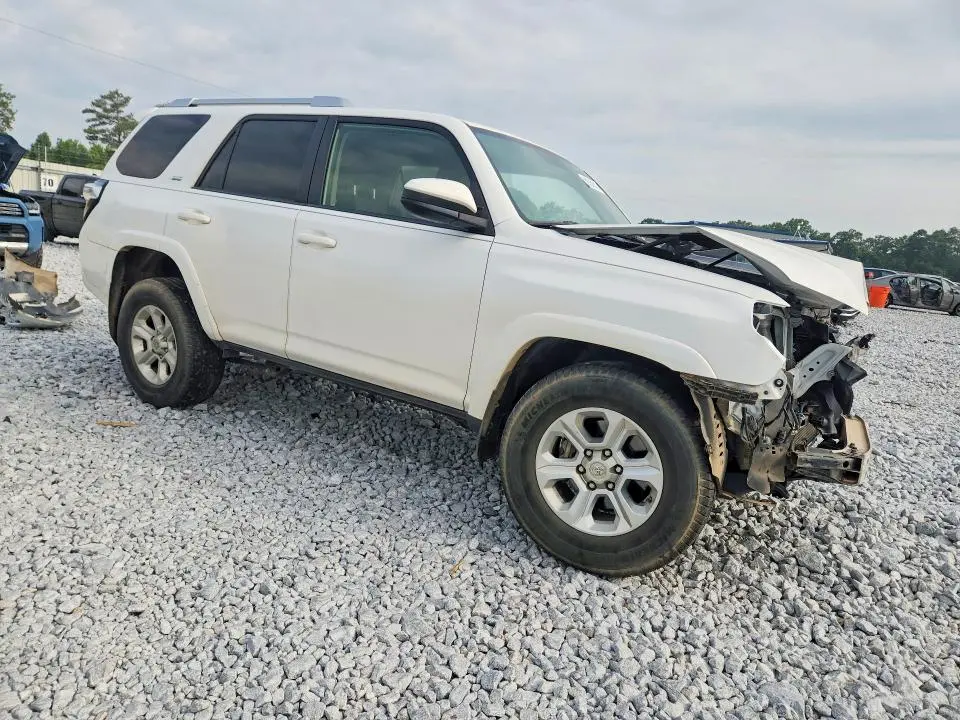 2018 TOYOTA 4RUNNER SR5  