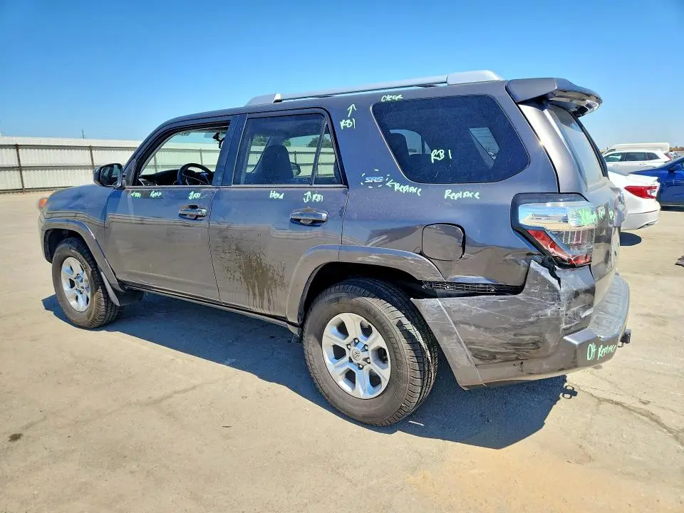 2015 TOYOTA 4RUNNER SR5  