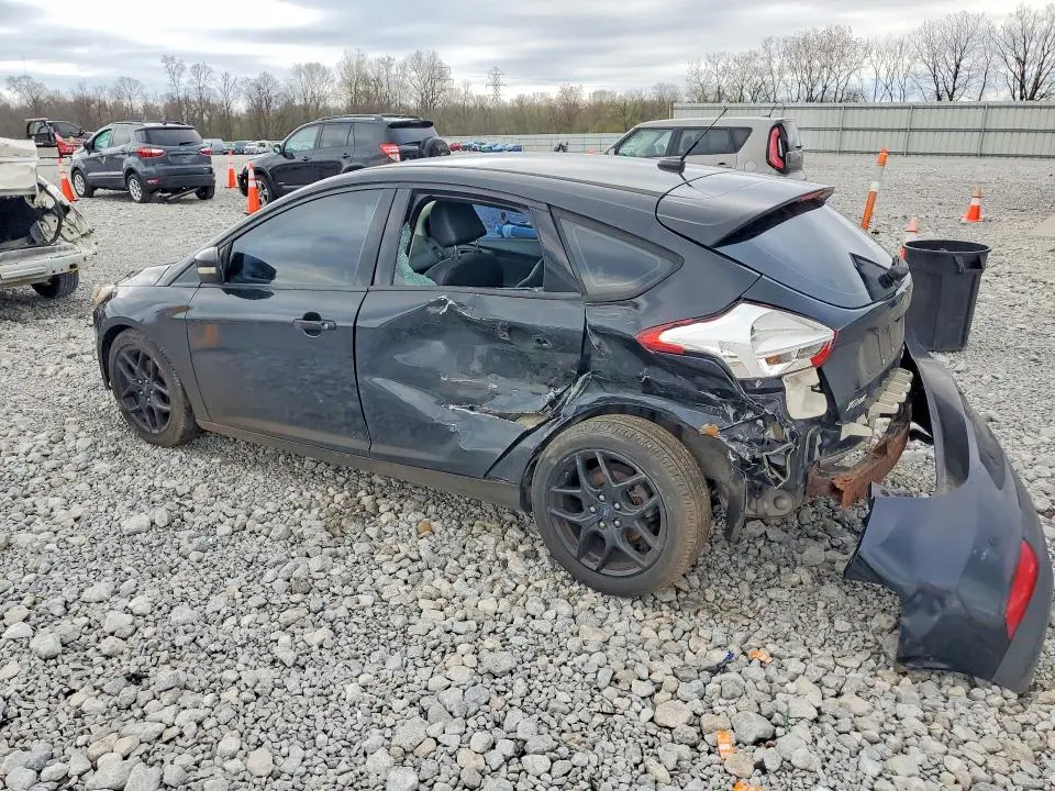 2016 FORD FOCUS SE  