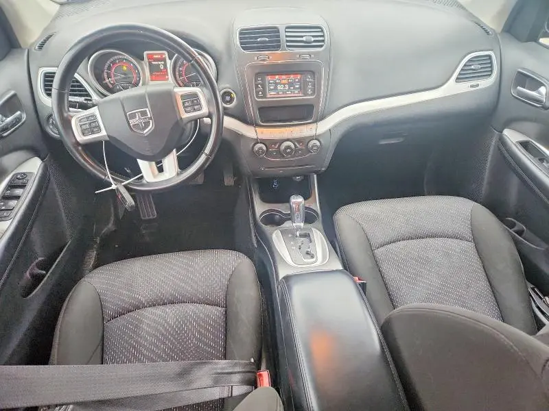 2020 DODGE JOURNEY SE  