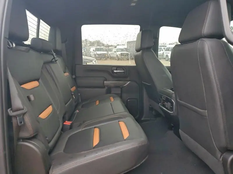 2023 GMC SIERRA K2500 AT4  