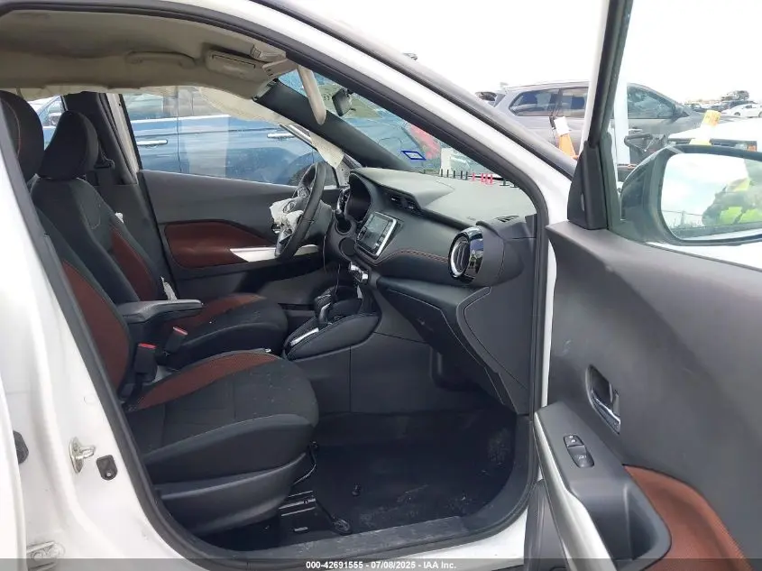 2020 NISSAN KICKS SR XTRONIC CVT