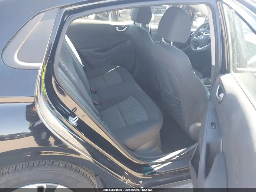 2018 HYUNDAI IONIQ HYBRID BLUE