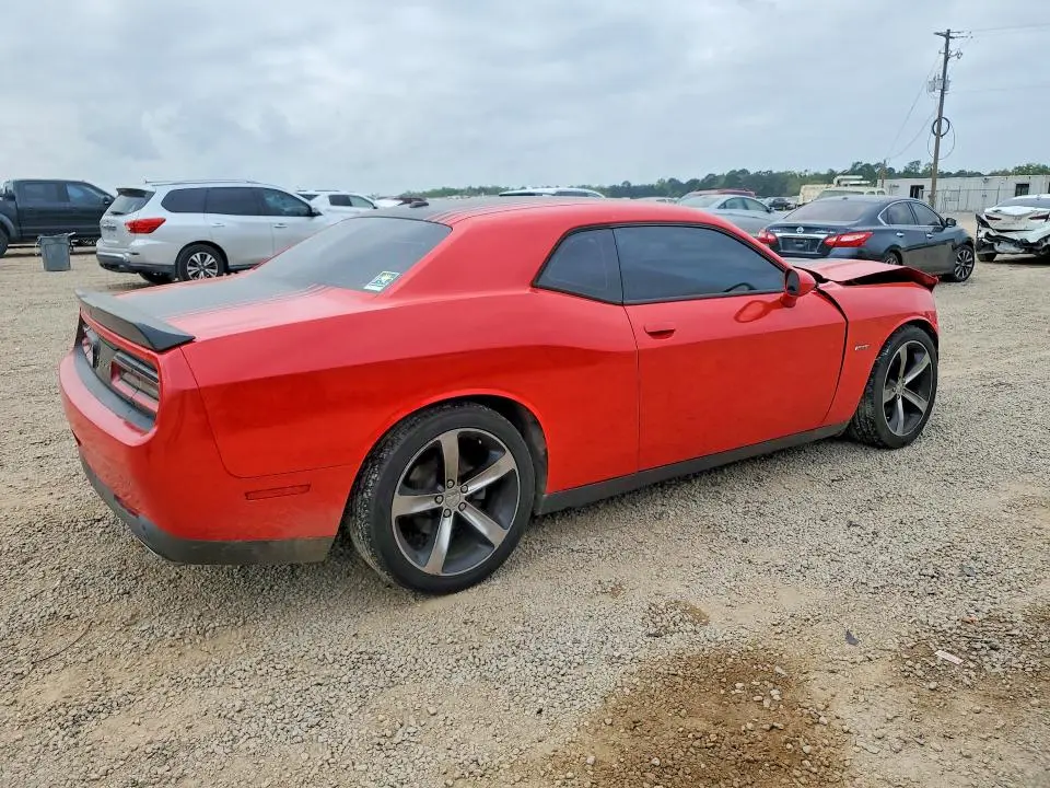 2015 DODGE CHALLENGER SXT  