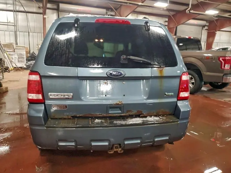 2010 FORD ESCAPE XLT  