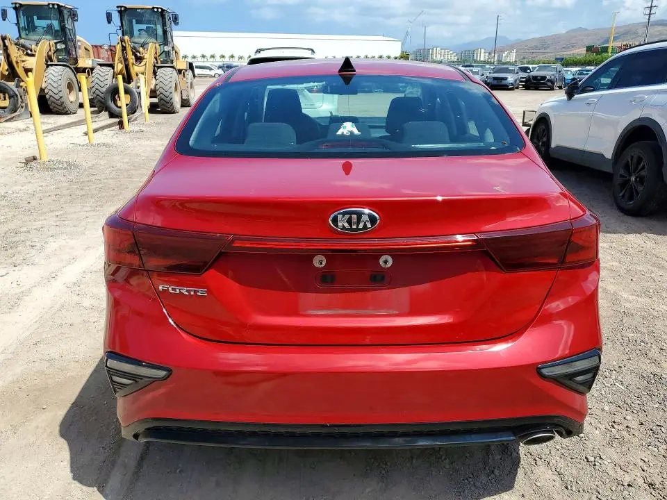 2021 KIA FORTE LXS  