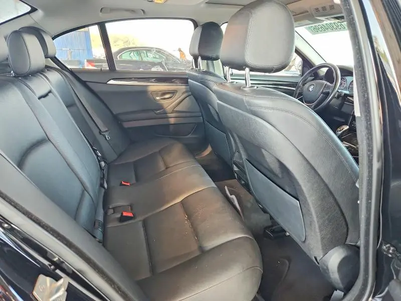 2016 BMW 528 XI  