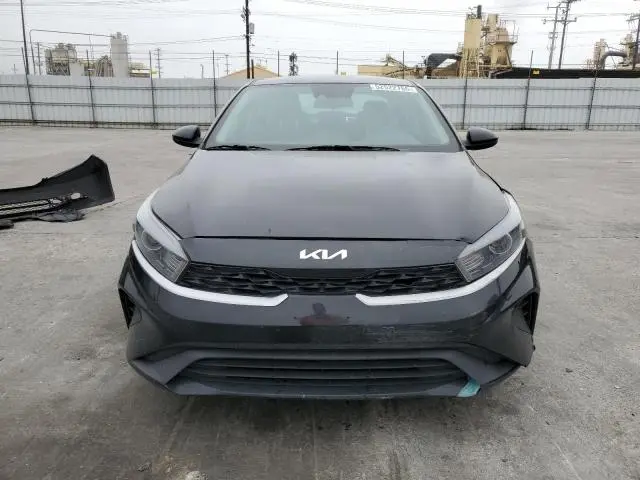 2023 KIA FORTE LX  