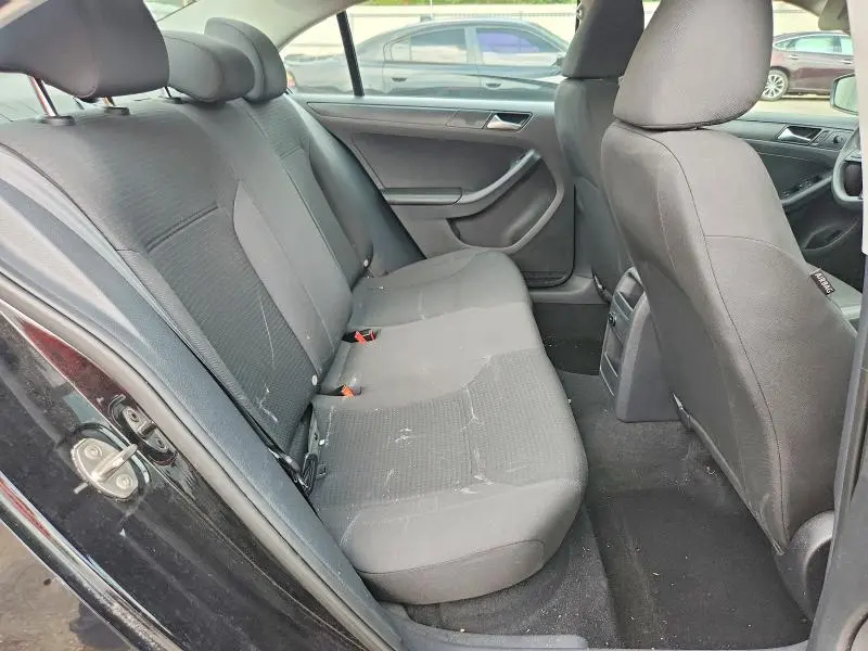 2015 VOLKSWAGEN JETTA BASE  