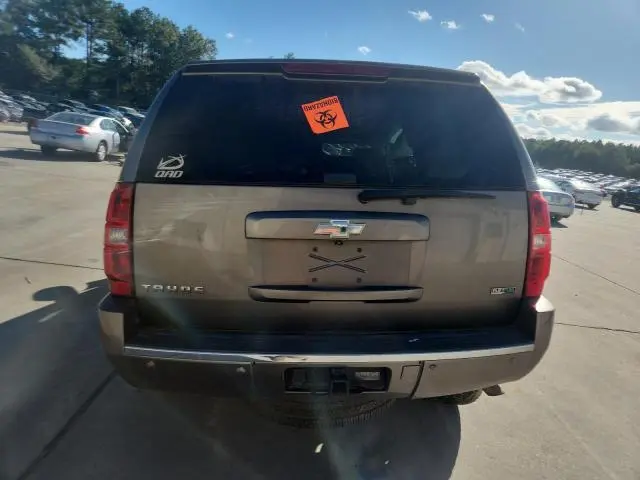2011 CHEVROLET TAHOE K1500 LTZ  