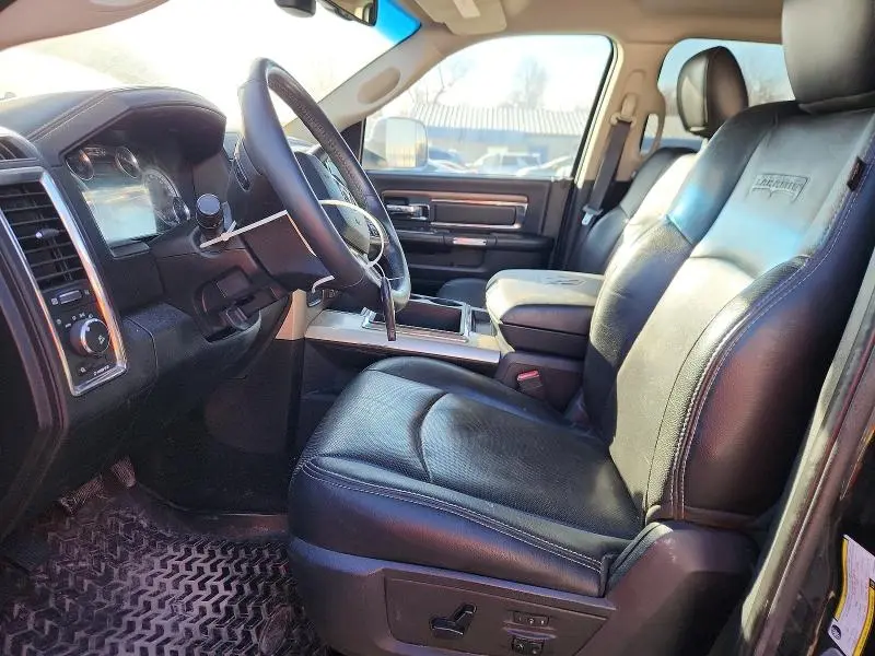 2015 RAM 3500 LARAMIE  