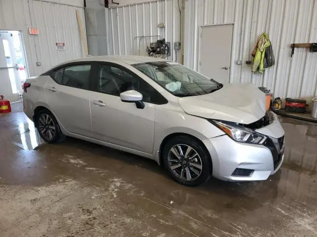 2022 NISSAN VERSA SV  