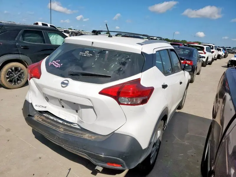 2018 NISSAN KICKS S  