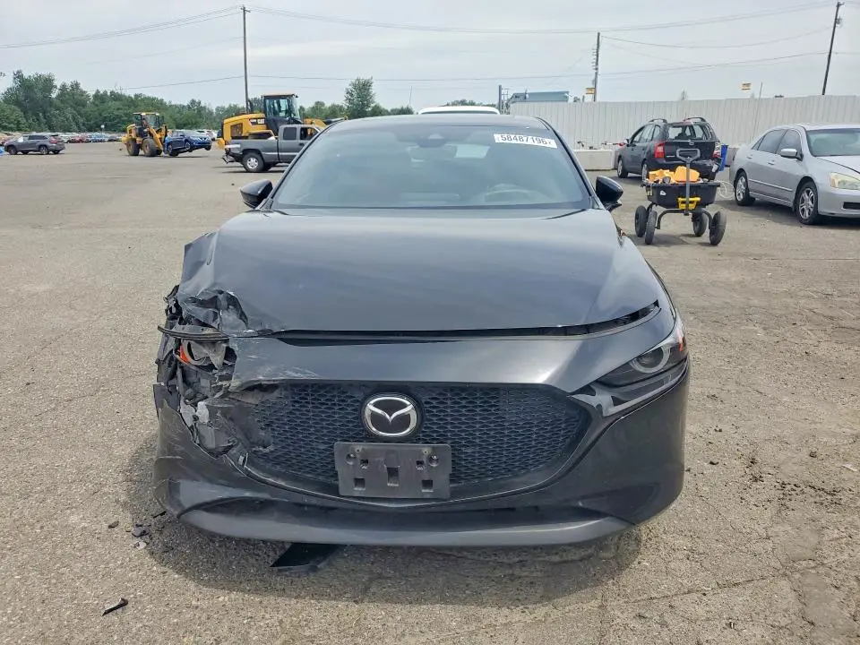 2020 MAZDA 3 PREMIUM  