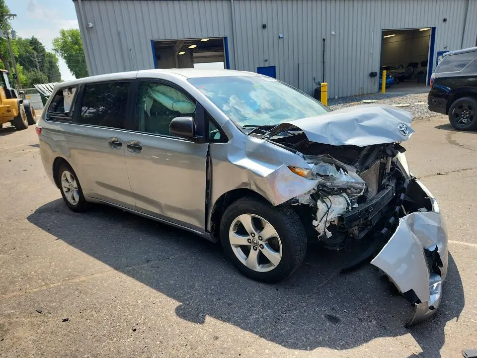 2016 TOYOTA SIENNA L 7-PASSENGER  
