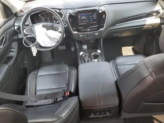 2021 CHEVROLET TRAVERSE LT  