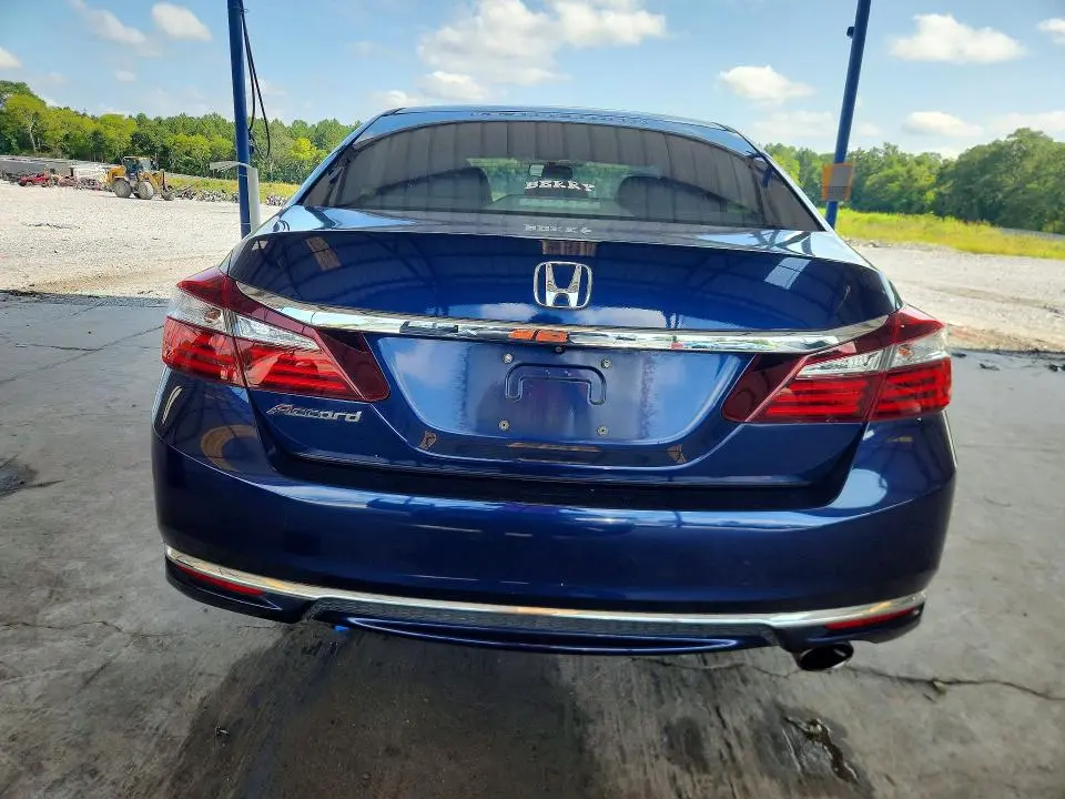 2017 HONDA ACCORD LX  