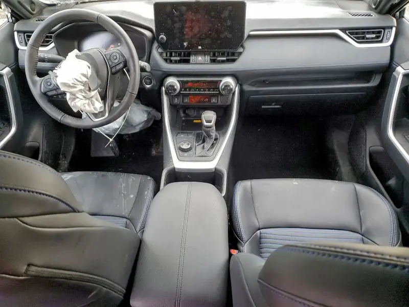 2025 TOYOTA RAV4 XSE  