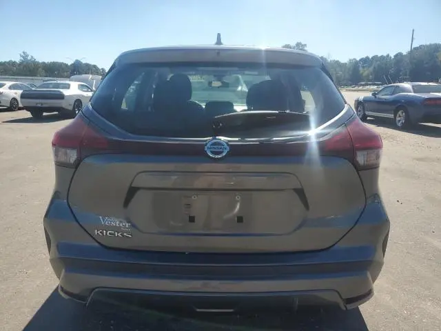 2021 NISSAN KICKS S  