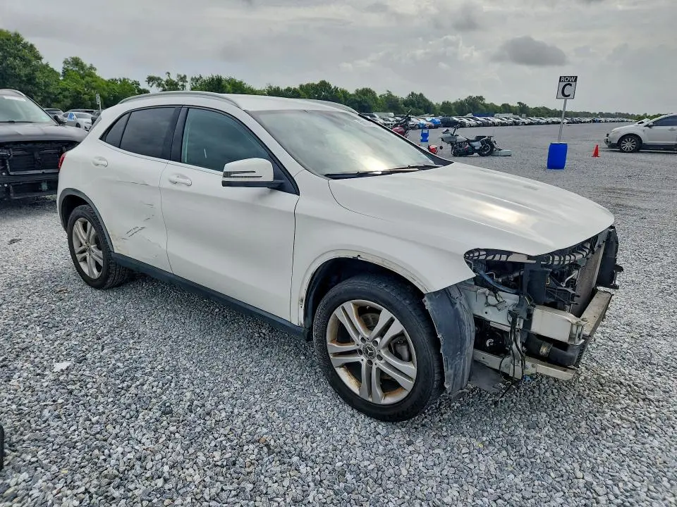 2019 MERCEDES-BENZ GLA 250  