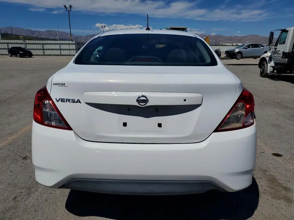 2015 NISSAN VERSA 1.6 S  