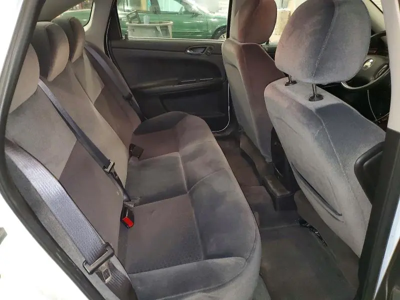 2010 CHEVROLET IMPALA LT  