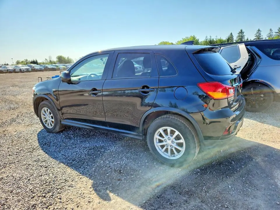 2018 MITSUBISHI RVR SE  