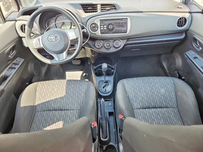 2014 TOYOTA YARIS 5-DOOR LE  