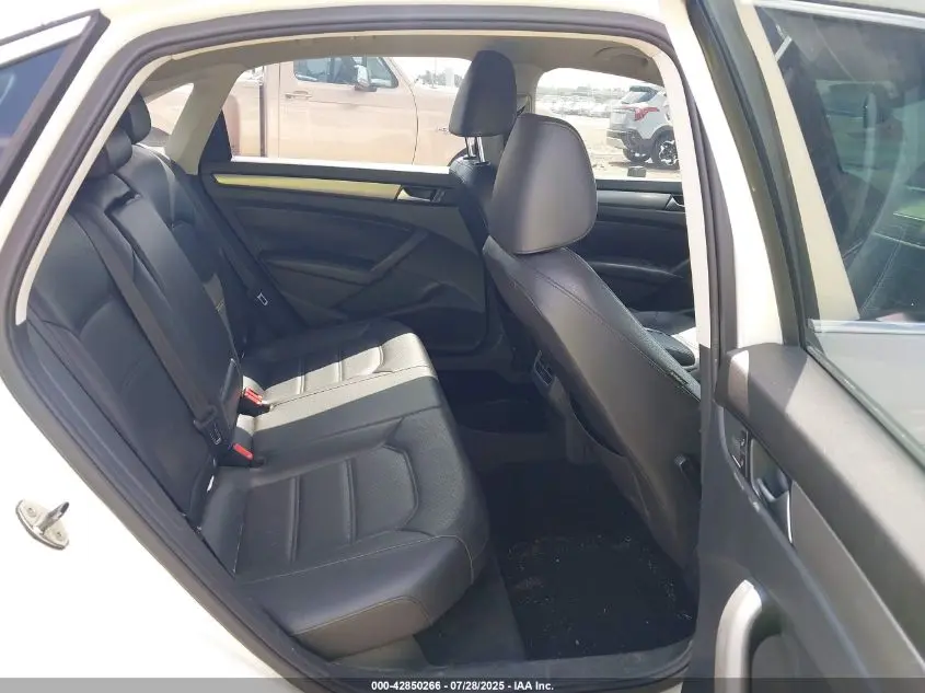 2014 VOLKSWAGEN PASSAT 1.8T SE