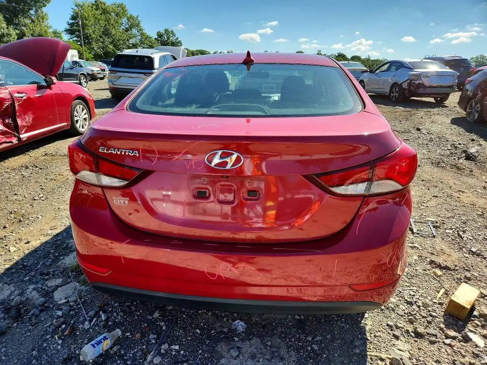 2015 HYUNDAI ELANTRA SE  