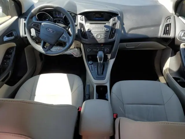 2017 FORD FOCUS SE  