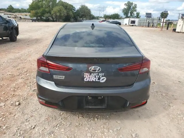 2020 HYUNDAI ELANTRA SEL  