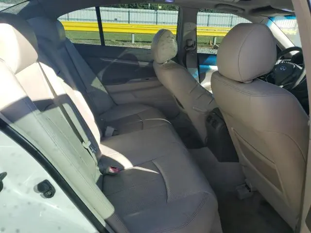 2011 INFINITI G37 BASE  