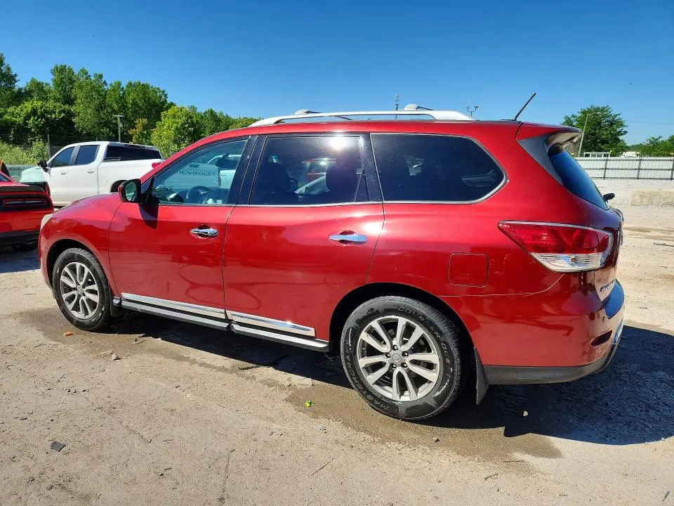 2016 NISSAN PATHFINDER SL  
