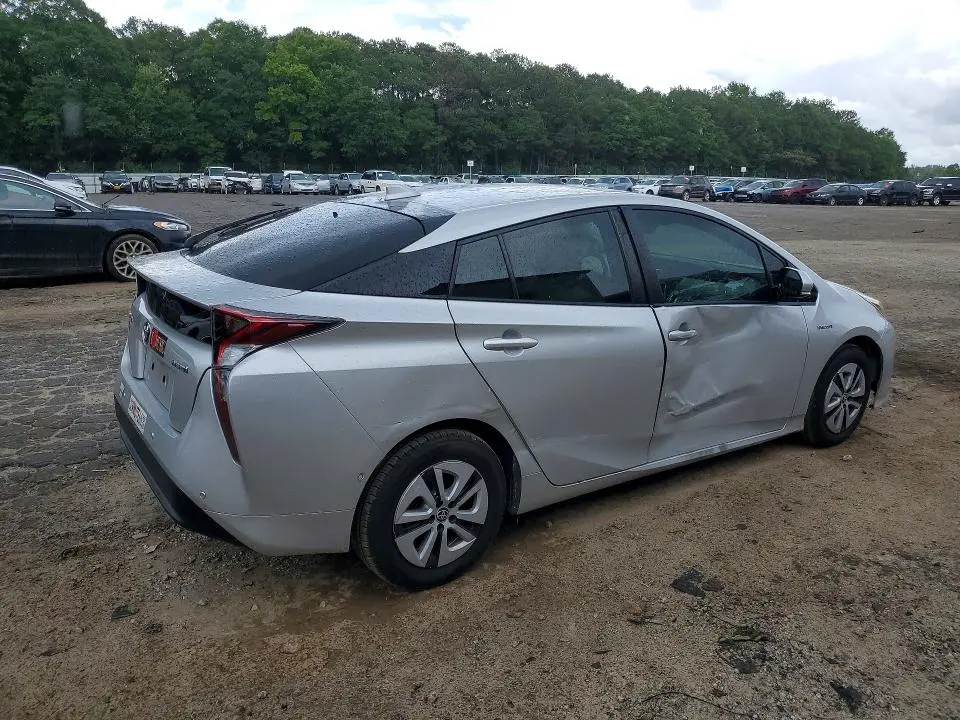 2018 TOYOTA PRIUS FOUR  