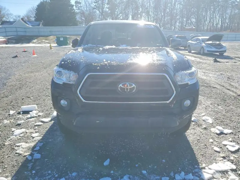 2020 TOYOTA TACOMA SR5 V6  