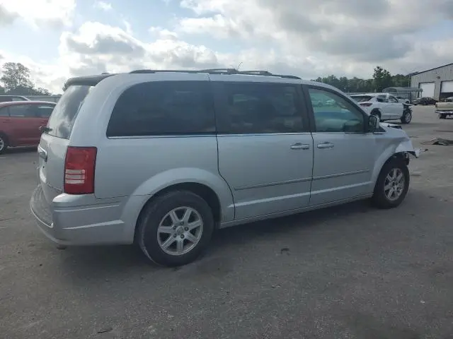 2010 CHRYSLER TOWN & COUNTRY TOURING