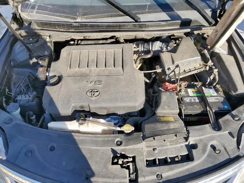 2015 TOYOTA AVALON XLE  