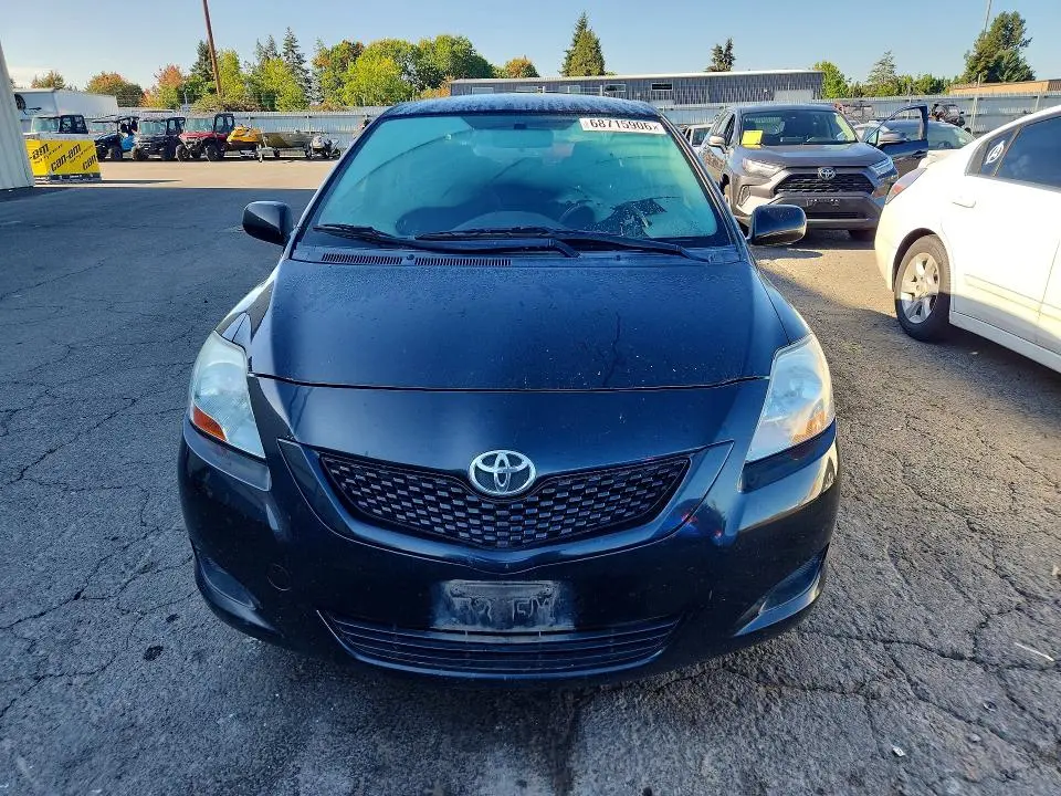 2010 TOYOTA YARIS BASE  