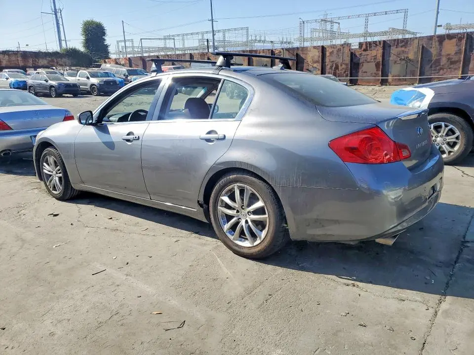2010 INFINITI G37 BASE  