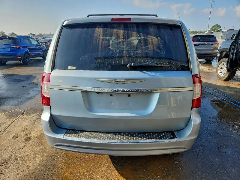 2013 CHRYSLER TOWN & COUNTRY TOURING  