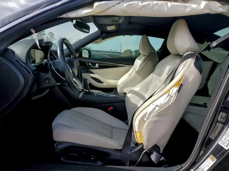 2017 INFINITI Q60 PREMIUM  