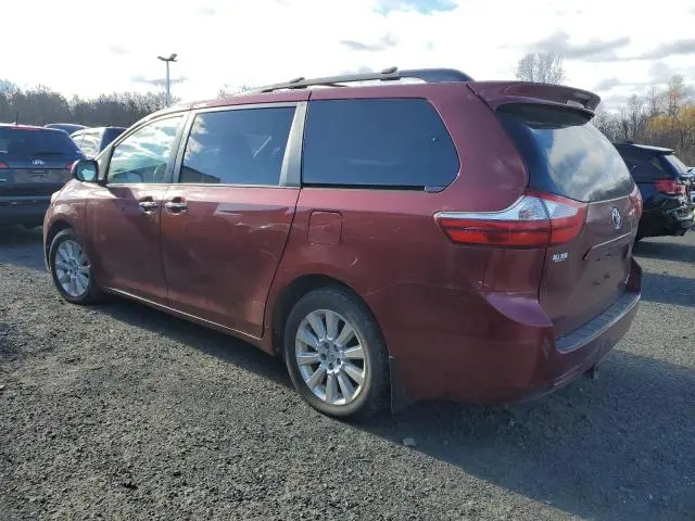 2015 TOYOTA SIENNA XLE  