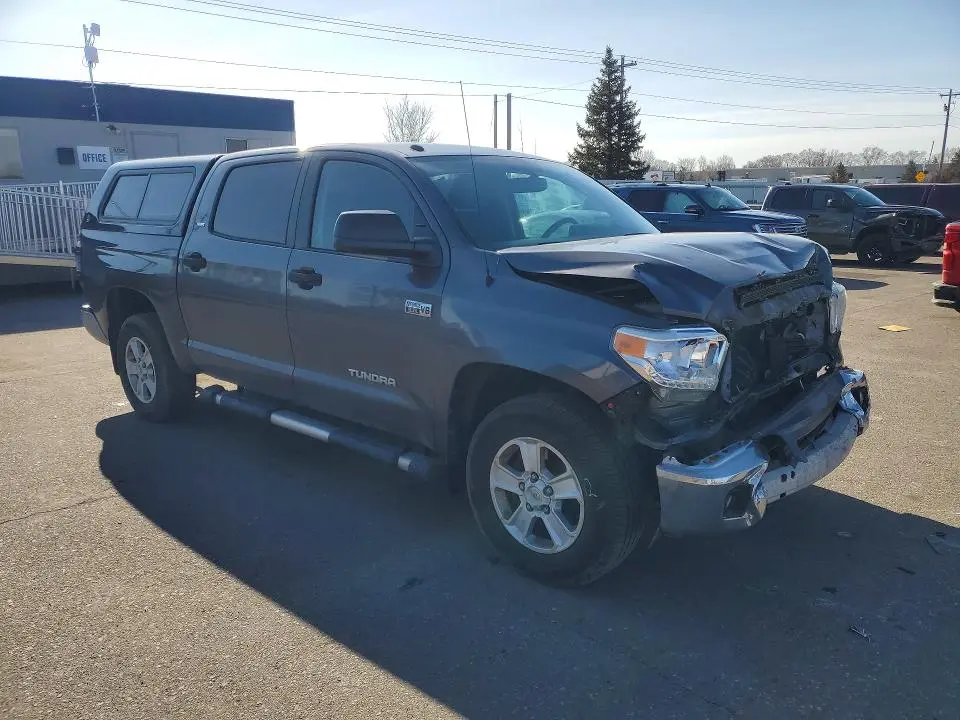 2016 TOYOTA TUNDRA SR5  