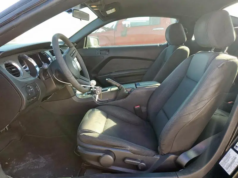 2012 FORD MUSTANG GT  