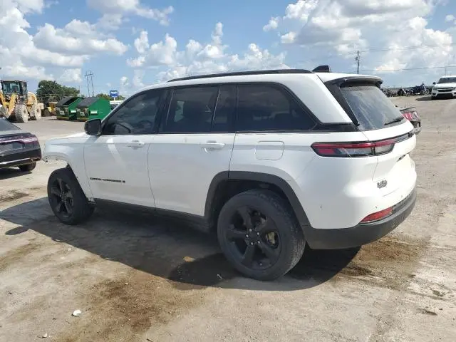 2023 JEEP GRAND CHEROKEE LAREDO  